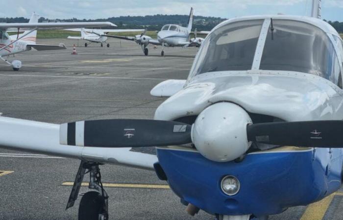 Metrópolis de Lyon. Un avión se incendia en la pista del aeropuerto de Lyon-Bron