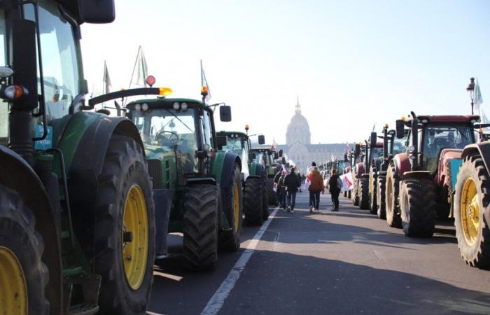 A pesar de la prohibición, los tractores de la Coordinación Rural entraron en París.