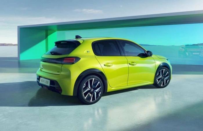 El precio del Peugeot 308 eléctrico se desploma a principios de 2025