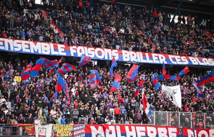 La afición del Caen preocupada por la marcha de Nicolas Seube