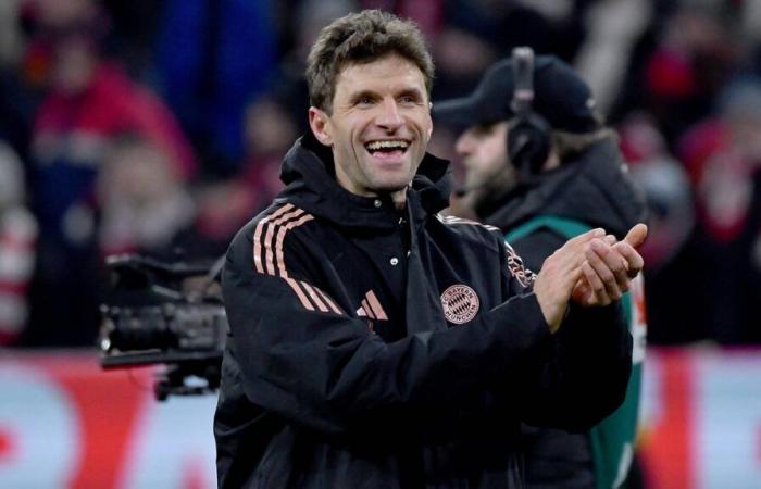 Thomas Müller responde con picardía a las preguntas sobre su futuro