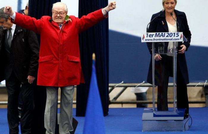 Jean-Marie Le Pen será enterrado el sábado en La Trinité-sur-Mer, su hija Marine le rinde un sobrio homenaje