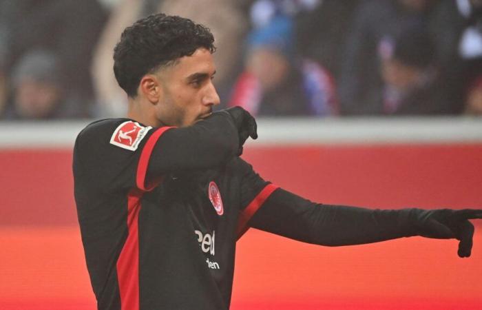 Marmoush quiere fichar por el Manchester City, aún no hay acuerdo con el Frankfurt