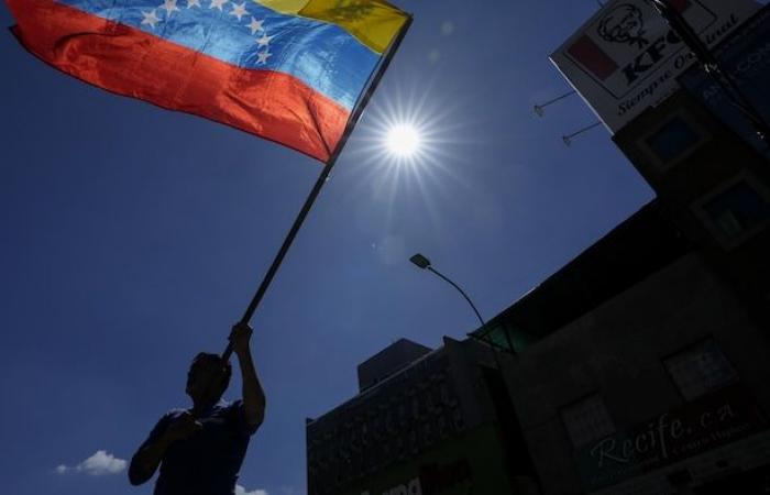 Venezuela: el gobierno niega arresto del líder opositor