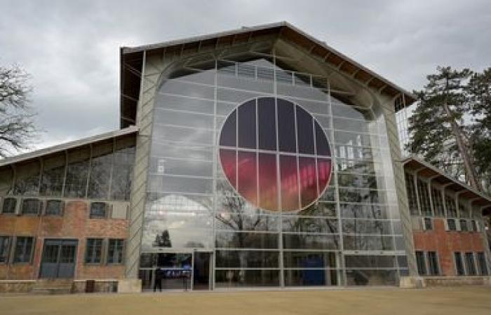 El hangar Y de Meudon, cerca de París, espera albergar el pebetero olímpico