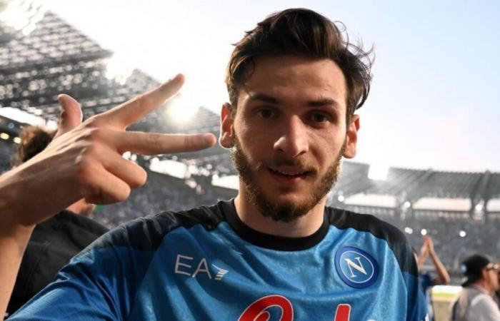 Por qué el Napoli está dispuesto a dejar ir a Khvicha Kvaratskhelia en enero