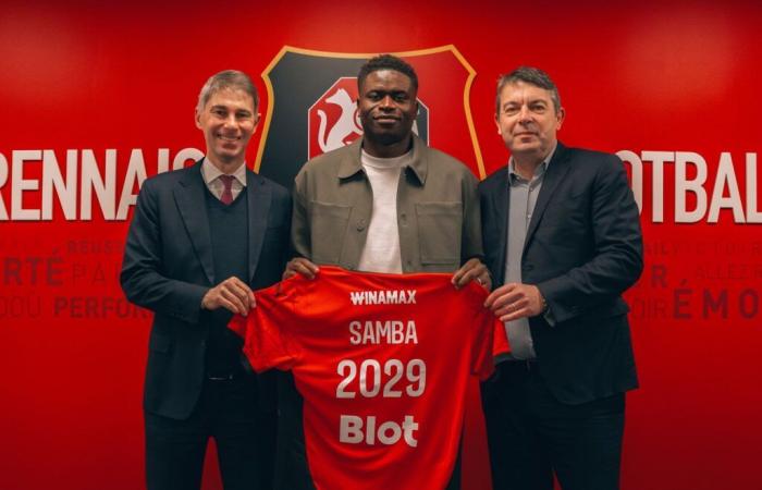 Estadio Rennais. ¿Brice Samba también robará la camiseta de Steve Mandanda?