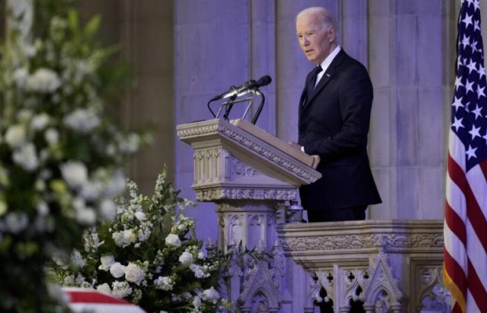 Joe Biden elogia la fuerza de carácter de Jimmy Carter en el servicio conmemorativo