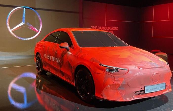 El Mercedes CLA sigue tímido en el Salón del Automóvil de Bruselas 2025