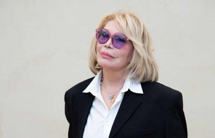 Amanda Lear afectada por el cáncer: su terrible publicación