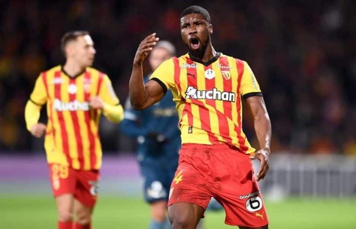 RC Lens Mercato: Lens dio su respuesta al Fenerbahçe por Danso