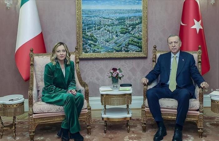 Erdogan fortalece lazos con Italia en entrevista telefónica