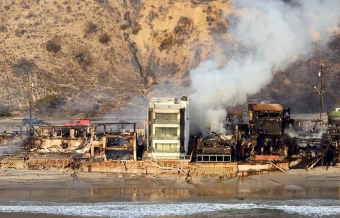 Los incendios de Los Ángeles siguen sin ser controlados y al menos diez muertos – rts.ch