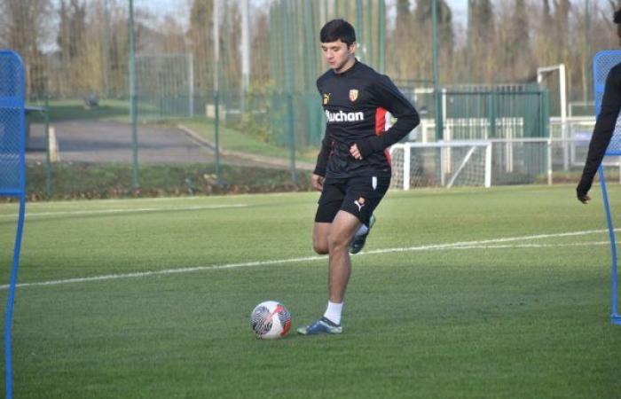 Detalles sobre la marcha de Abdukodir Khusanov al Manchester City