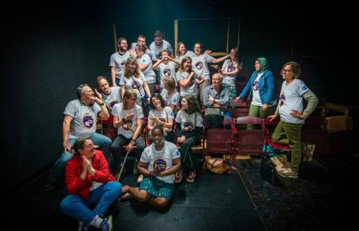 un grupo de teatro que sublima la discapacidad en Laval