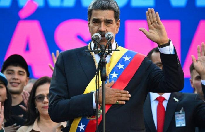 Nicolás Maduro invirtió para un tercer mandato