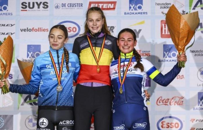 Sanne Laurijssen se lleva el título belga de ciclocross entre las chicas junior, Lentel Huys es la mejor debutante