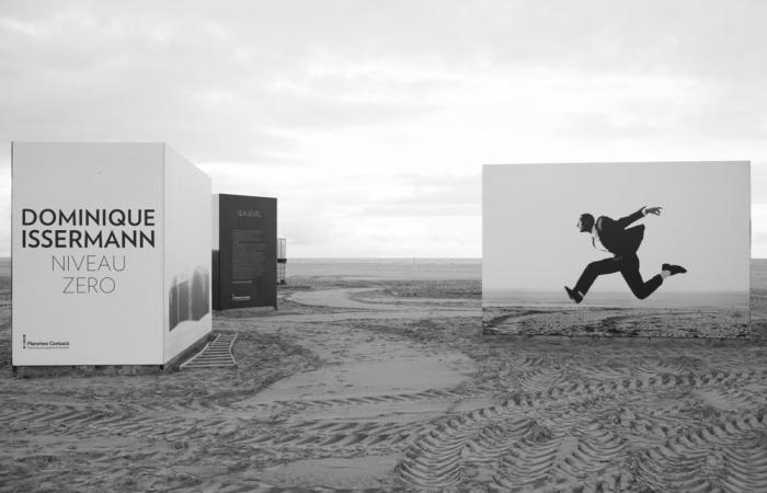 Dominique Issermann expuesta en la playa de Deauville