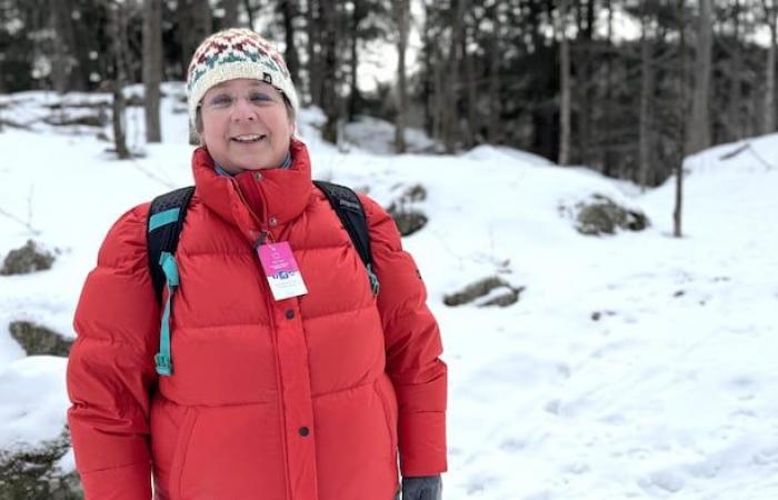 Sigue el rastro de los animales con raquetas de nieve para hacer las paces con el invierno.