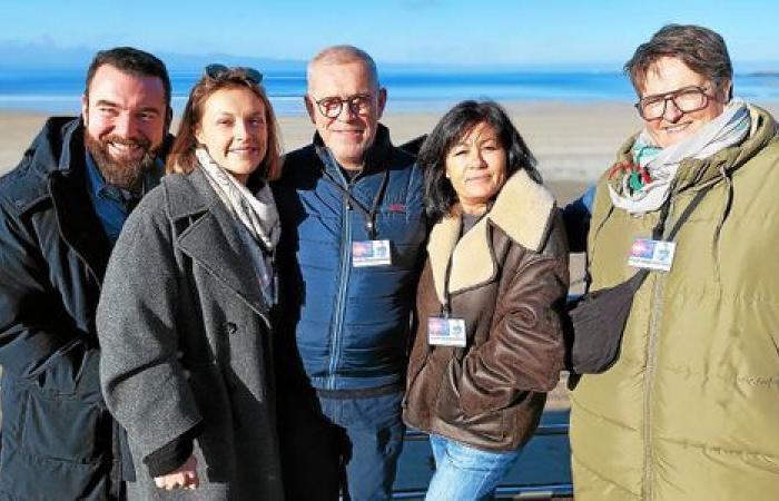 “Llegué a las 8 de la mañana”, los fans de Charles muy temprano en el dúplex Star Academy en Pléneuf-Val-André [Vidéo]