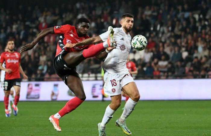 “Estamos felices de encontrarlo a este nivel”: lo que cambia el regreso de Donatien Gomis para En Avant Guingamp