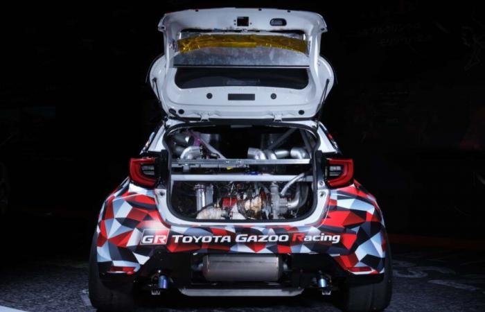 Toyota construyó un Yaris con motor central