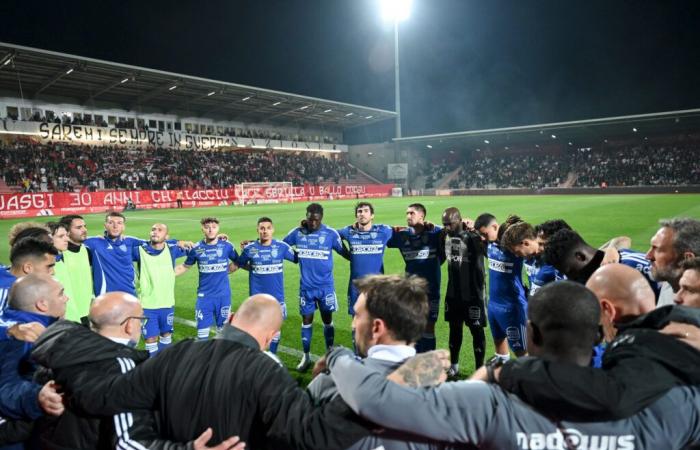 EN VIVO – Ligue 2 (J18): Bastia claramente lidera contra el Ajaccio, Grenoble abre el marcador justo antes del descanso en Caen, ¡aún no hay gol entre Paris FC y Amiens!