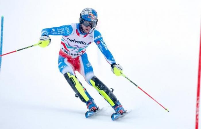 Clément Noël gana el slalom de Adelboden, el tercero del invierno