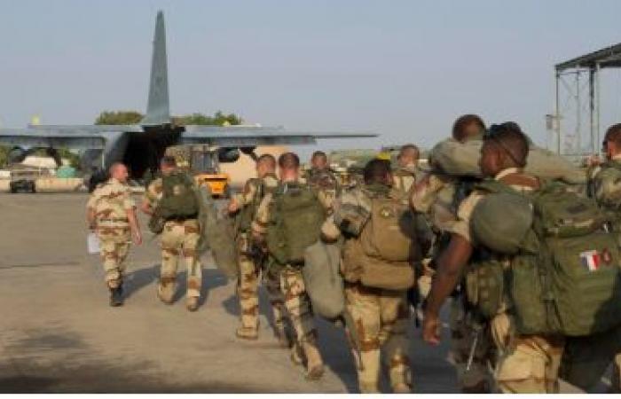 Chad recupera la base militar de Abéché tras la salida de Francia