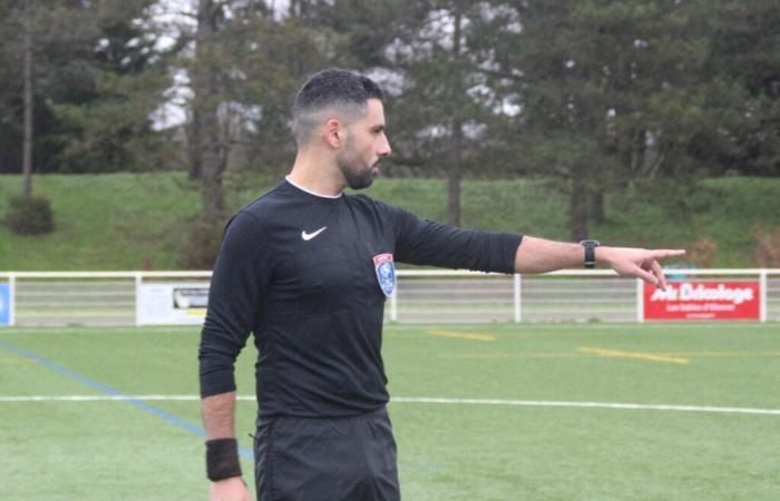 árbitro de fútbol en Vendée, se entrega