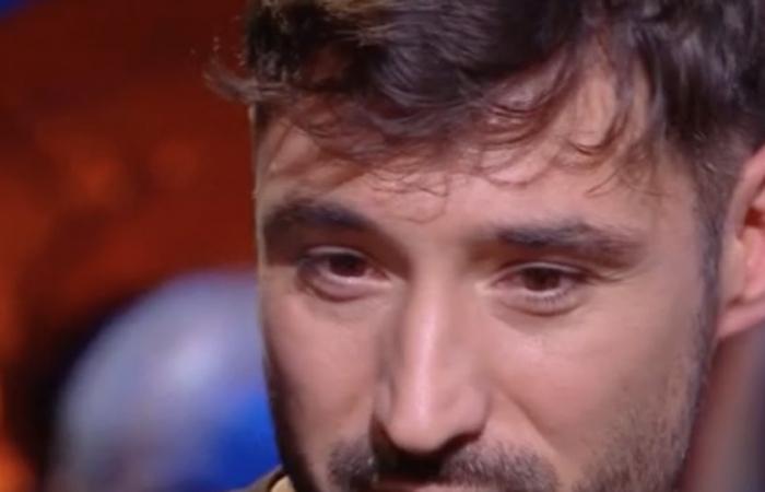 Jérémy Frérot se derrumba delante de sus seres queridos, el cantante molesto en La Boîte à secrets