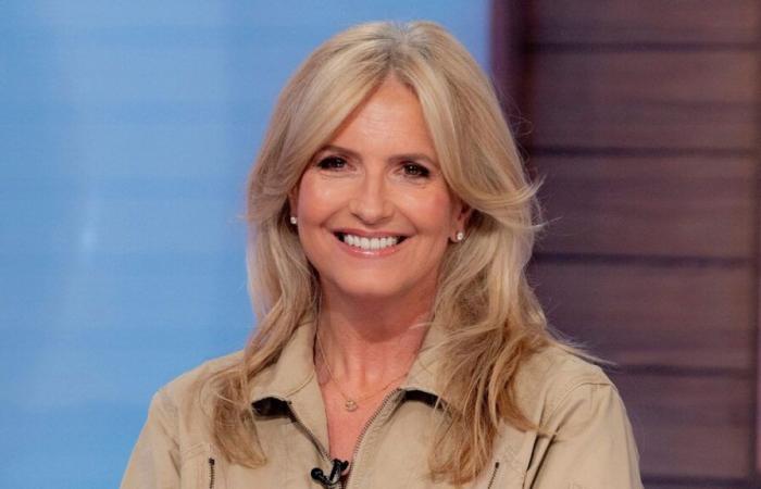 Penny Lancaster es una bomba rubia en una foto descubierta con Sir Rod Stewart