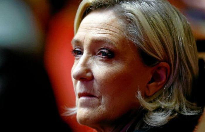 Marine Le Pen responde a Emmanuel Macron por la muerte de su padre