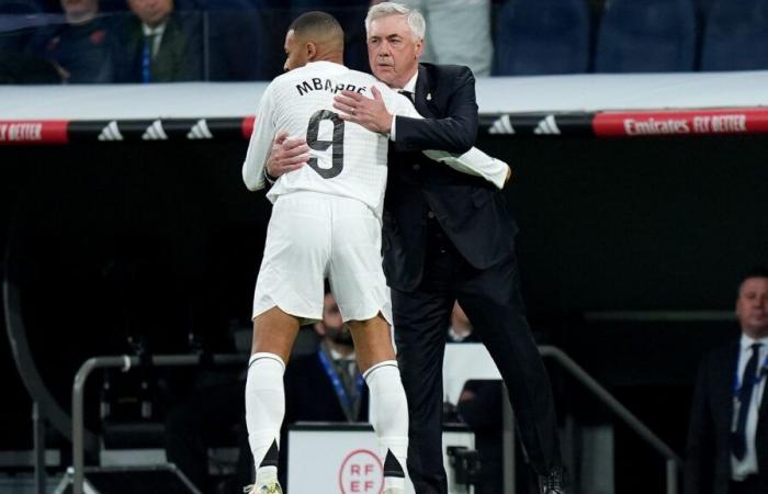 El once de la Real ante el Barça: la arriesgada apuesta de Ancelotti con Mbappé