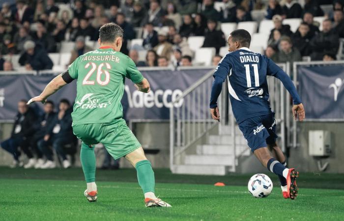 Steve Savidan: “En velocidad no está ahí, cuando el balón está en los pies no es lo suficientemente preciso…”