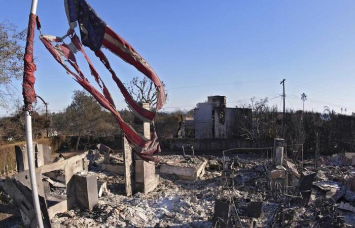 El número de muertos por incendios en Los Ángeles aumenta a 24, no hay tregua para los bomberos