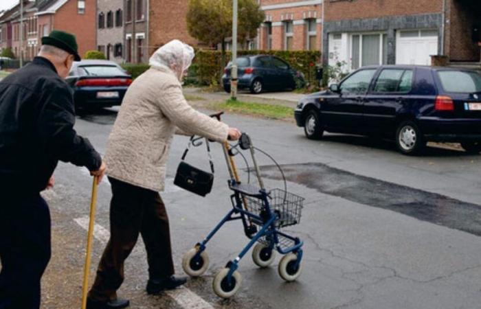 “Sería mejor manifestarnos contra los ex ministros de Pensiones”