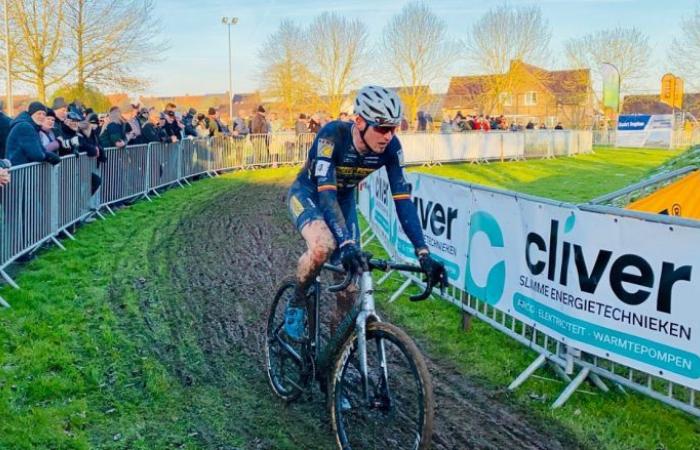 Ciclismo. Ciclocross – Otegem – ¡Toon Aerts gana en un sprint de cuatro hombres en Otegem!