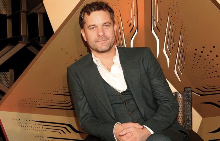 “Soy increíblemente afortunado de estar rodeado de la gente que amo”, dijo el actor Joshua Jackson, que perdió su casa en los incendios de Los Ángeles.