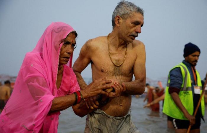 En India, lanzamiento de la gigantesca peregrinación hindú de Kumbh Mela