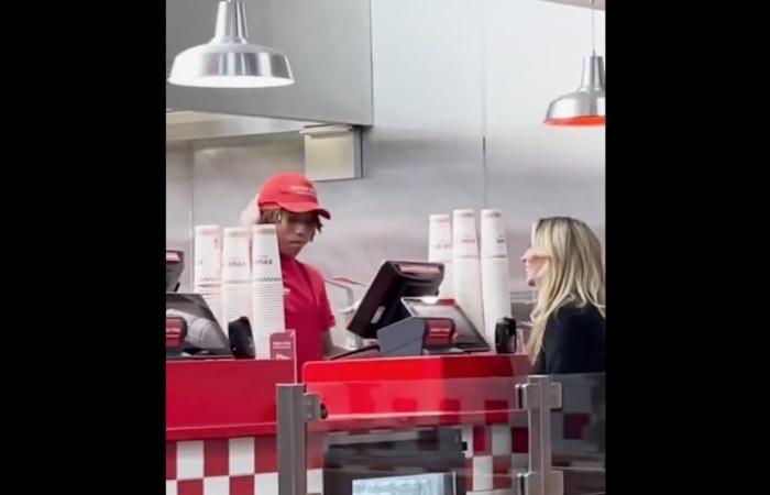 La respuesta del empleado de Christian Five Guys a la modelo porno se vuelve viral