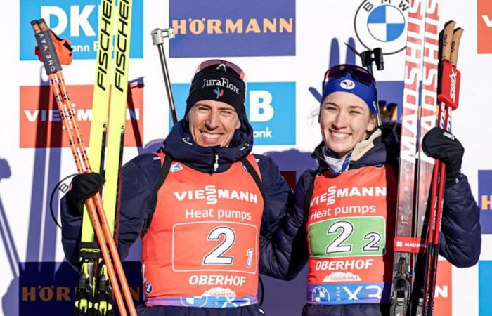 El equipo francés en la etapa de Ruhpolding con las medallistas de Oberhof, incluida Paula Botet