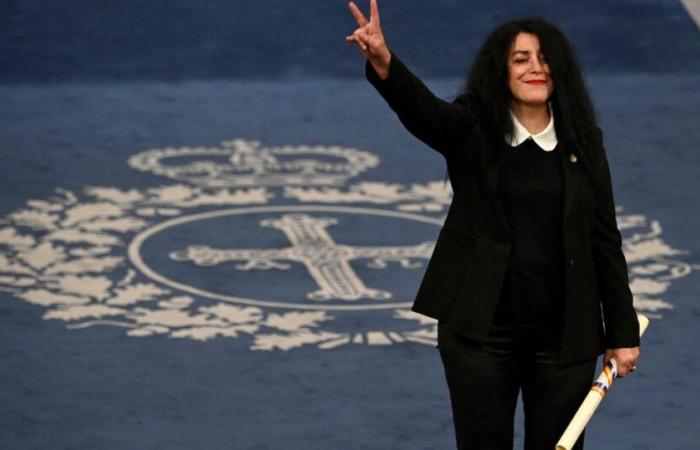 Marjane Satrapi rechaza la Legión de Honor para denunciar la “hipocresía” de Francia hacia Irán