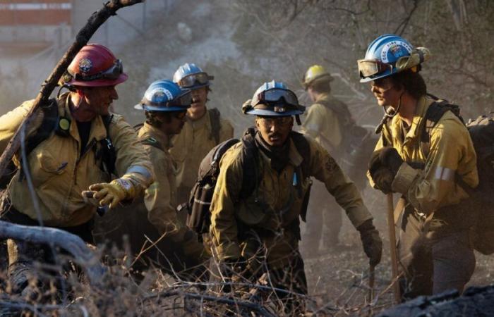 Alerta de incendio de nivel más alto a medida que los vientos de Santa Ana se aceleran