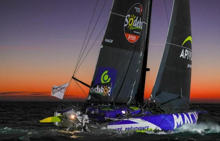 Charlie Dalin en MACIF Santé Prévoyance bate el récord de la Vendée Globe