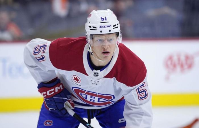 El delantero de los Montreal Canadiens, Emil Heineman, fue víctima de un accidente de tráfico