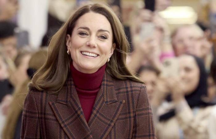 “Aliviada”, la princesa Kate anuncia “estar en remisión” de su cáncer – rts.ch