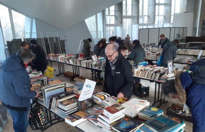 La XI Donación de Libros APIST adquiere una dimensión solidaria