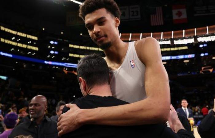 JJ Redick conmovido por el gesto de Victor Wembanyama y Chris Paul • Basket USA