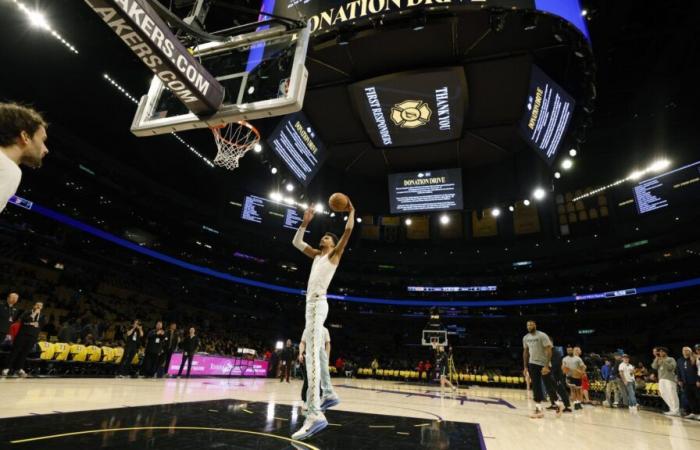 Lakers y Clippers regresan a sus canchas después de días de devastación por incendios en Los Ángeles